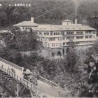 18607